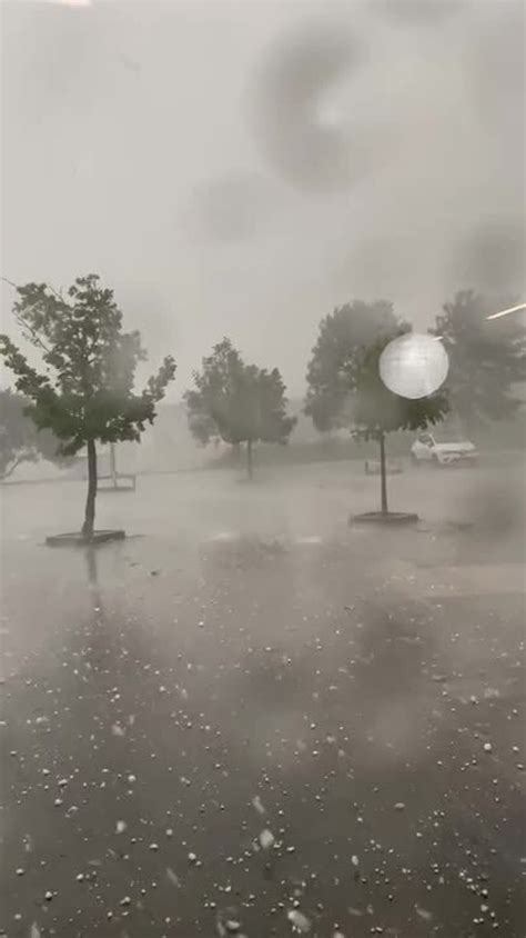 Orage de grêle à Paray.